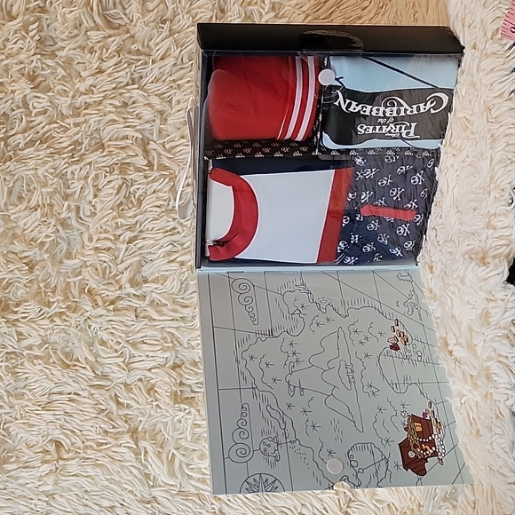 Disney Other - Disney Pirates of the Caribbean 12 month 4 Piece Layette Set